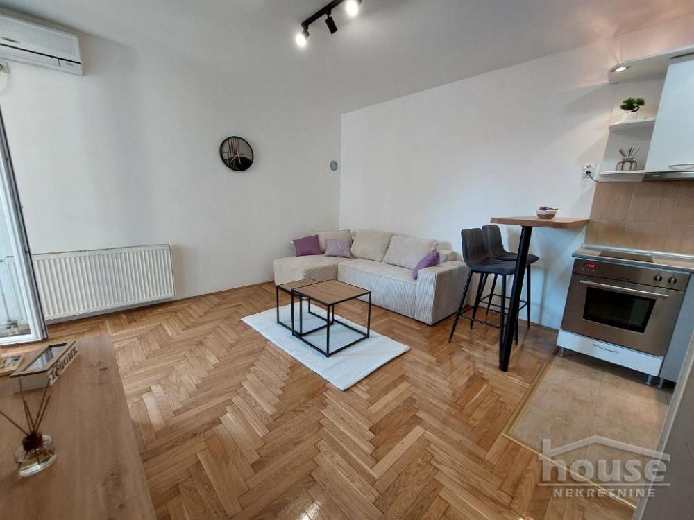 Slika 6 - Stan,NOVI SAD,BULEVAR,kv: 36.00, € 129000, ID: 1066128