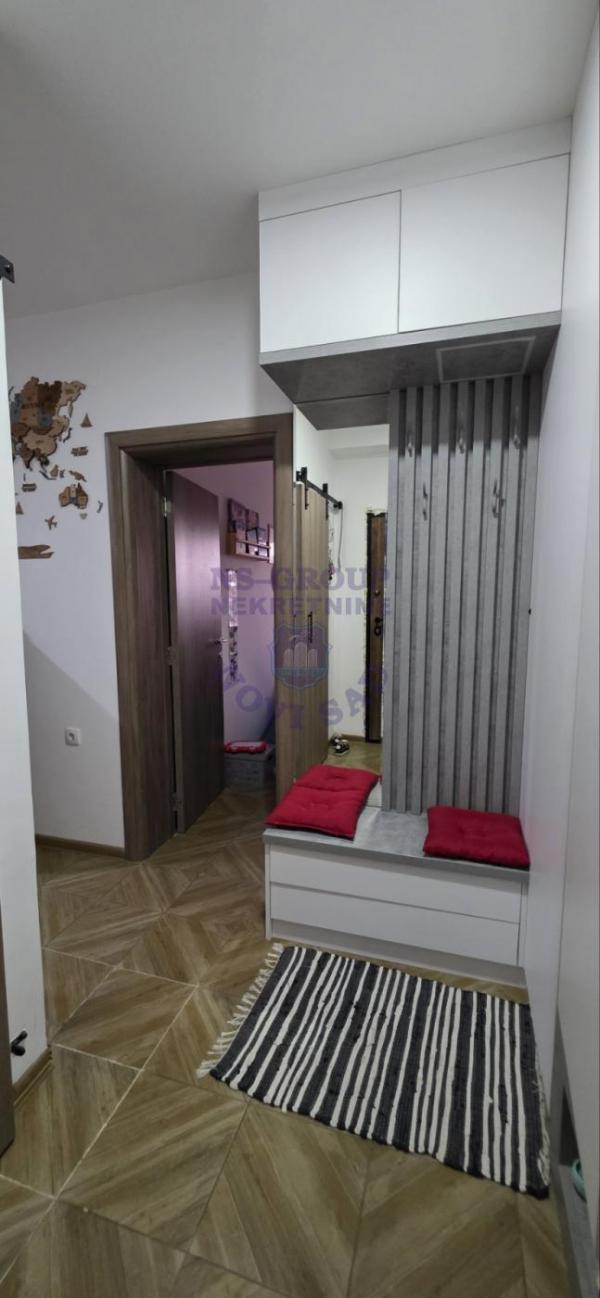 Slika 8 - Odlican trosoban stan na Adicama!