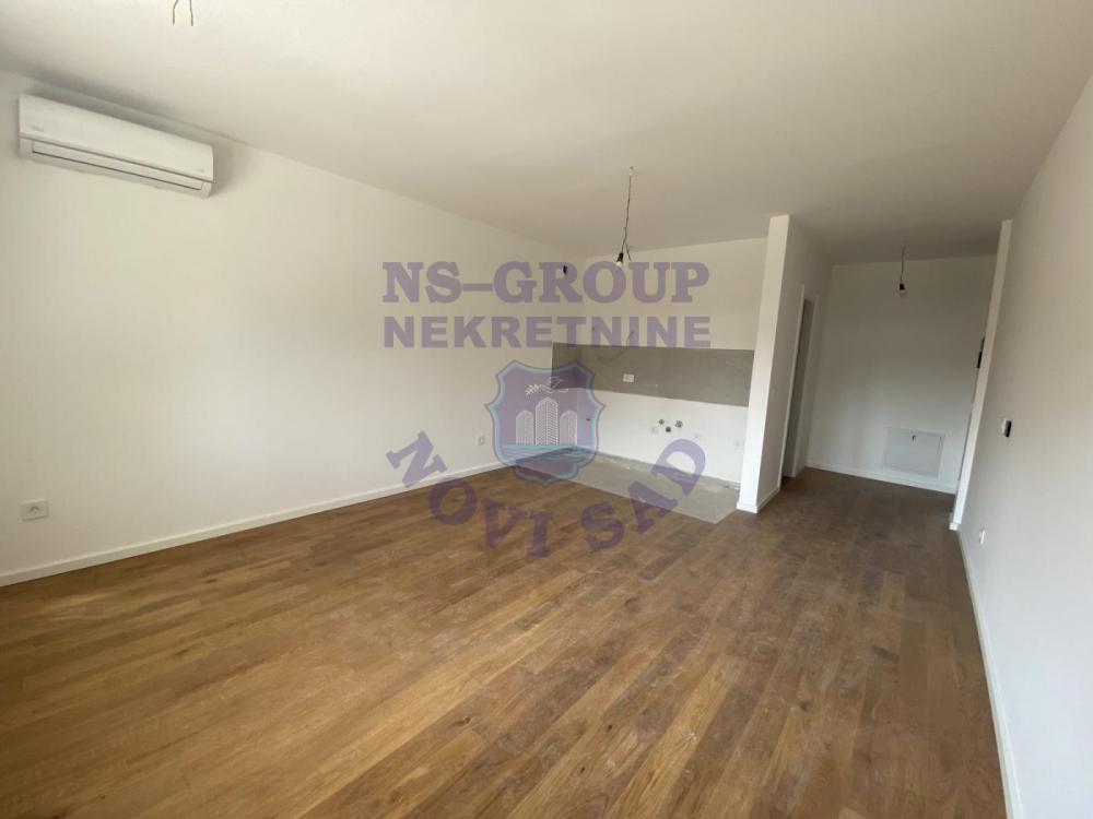 Slika 1 -   ▾ Reklama ▾ Naslovna prodaja stanova Novi Sad Novo Naselje Garsonjera Garsonjera na prodaju, Novo Naselje, 85.490€, 28m² Novo Naselje, Gradske lokacije, Novi Sad Šifra oglasa: 4zida-573267 Oglas ažuriran: 31.07.2026. Garsonjera | 4zida Garsonjera | 4zida Garsonjera | 4zida Garsonjera | 4zida Garsonjera | 4zida Garsonjera | 4zida Garsonjera | 4zida Garsonjera | 4zida Garsonjera | 4zida Garsonjera | 4zida Garsonjera | 4zida Previous slideNext slide Garsonjera | 4zida Garsonjera | 4zida Garsonjera | 4zida Garsonjera | 4zida Garsonjera | 4zida Garsonjera | 4zida Garsonjera | 4zida Garsonjera | 4zida Garsonjera | 4zida Garsonjera | 4zida Garsonjera | 4zida Previous slideNext slide OTP banka logo Rata kredita od 347 € 85.490 €  3.053 € / m2  Površina 28 m² Struktura Garsonjera Sprat Visoko prizemlje/5 spratova 064 822**** Prikaži 064 822**** Prikaži pošalji mejl 573267-Na prodaju garsonjera u novogradnji na Novom Naselju