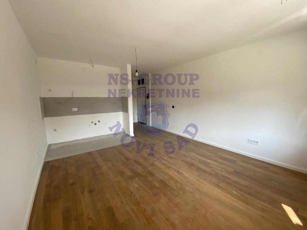 Slika 2 -   ▾ Reklama ▾ Naslovna prodaja stanova Novi Sad Novo Naselje Garsonjera Garsonjera na prodaju, Novo Naselje, 85.490€, 28m² Novo Naselje, Gradske lokacije, Novi Sad Šifra oglasa: 4zida-573267 Oglas ažuriran: 31.07.2026. Garsonjera | 4zida Garsonjera | 4zida Garsonjera | 4zida Garsonjera | 4zida Garsonjera | 4zida Garsonjera | 4zida Garsonjera | 4zida Garsonjera | 4zida Garsonjera | 4zida Garsonjera | 4zida Garsonjera | 4zida Previous slideNext slide Garsonjera | 4zida Garsonjera | 4zida Garsonjera | 4zida Garsonjera | 4zida Garsonjera | 4zida Garsonjera | 4zida Garsonjera | 4zida Garsonjera | 4zida Garsonjera | 4zida Garsonjera | 4zida Garsonjera | 4zida Previous slideNext slide OTP banka logo Rata kredita od 347 € 85.490 €  3.053 € / m2  Površina 28 m² Struktura Garsonjera Sprat Visoko prizemlje/5 spratova 064 822**** Prikaži 064 822**** Prikaži pošalji mejl 573267-Na prodaju garsonjera u novogradnji na Novom Naselju