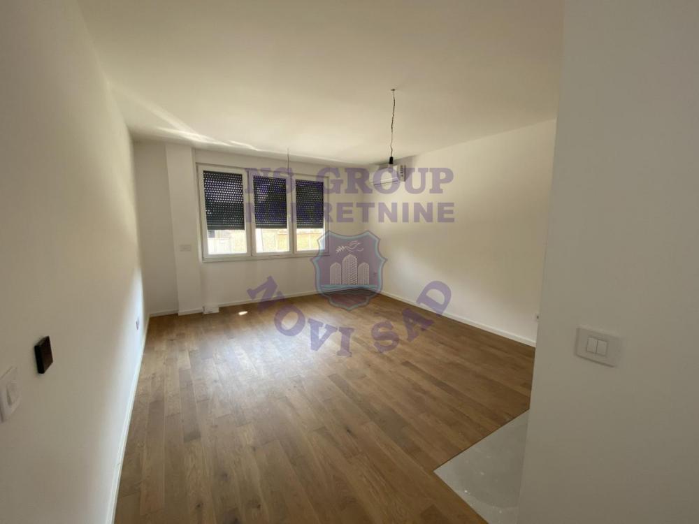 Slika 8 -   ▾ Reklama ▾ Naslovna prodaja stanova Novi Sad Novo Naselje Garsonjera Garsonjera na prodaju, Novo Naselje, 85.490€, 28m² Novo Naselje, Gradske lokacije, Novi Sad Šifra oglasa: 4zida-573267 Oglas ažuriran: 31.07.2026. Garsonjera | 4zida Garsonjera | 4zida Garsonjera | 4zida Garsonjera | 4zida Garsonjera | 4zida Garsonjera | 4zida Garsonjera | 4zida Garsonjera | 4zida Garsonjera | 4zida Garsonjera | 4zida Garsonjera | 4zida Previous slideNext slide Garsonjera | 4zida Garsonjera | 4zida Garsonjera | 4zida Garsonjera | 4zida Garsonjera | 4zida Garsonjera | 4zida Garsonjera | 4zida Garsonjera | 4zida Garsonjera | 4zida Garsonjera | 4zida Garsonjera | 4zida Previous slideNext slide OTP banka logo Rata kredita od 347 € 85.490 €  3.053 € / m2  Površina 28 m² Struktura Garsonjera Sprat Visoko prizemlje/5 spratova 064 822**** Prikaži 064 822**** Prikaži pošalji mejl 573267-Na prodaju garsonjera u novogradnji na Novom Naselju