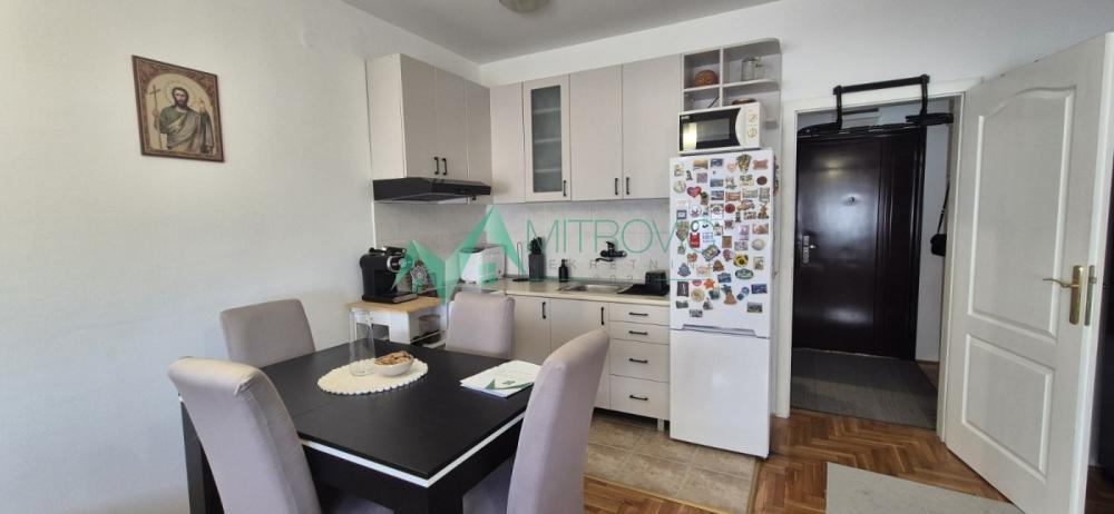Slika 4 - Novi Sad, Bulevar Evrope - Garonjera 30m2 sa sopstvenim parkin mestom