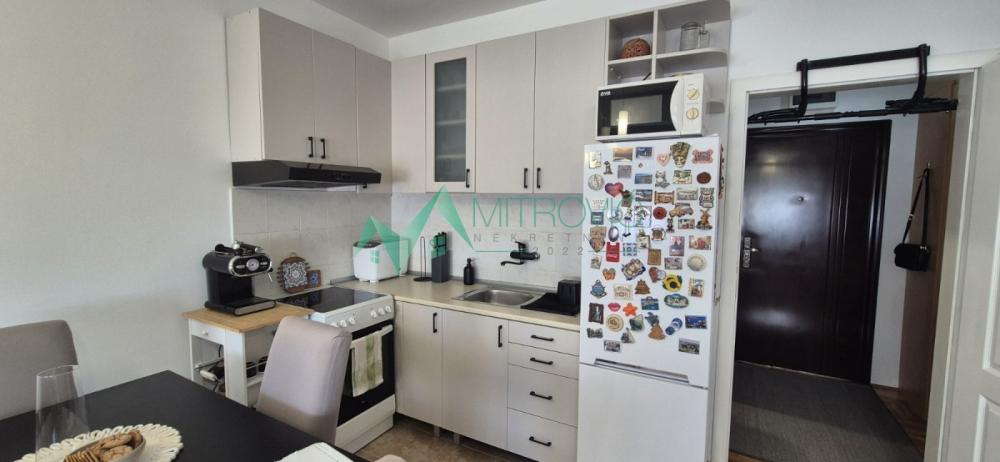 Slika 5 - Novi Sad, Bulevar Evrope - Garonjera 30m2 sa sopstvenim parkin mestom