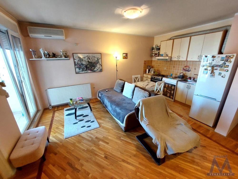 Glavna slika -Stan,NOVI SAD,NOVA DETELINARA,kv: 87, € 166860, ID: 1019432
