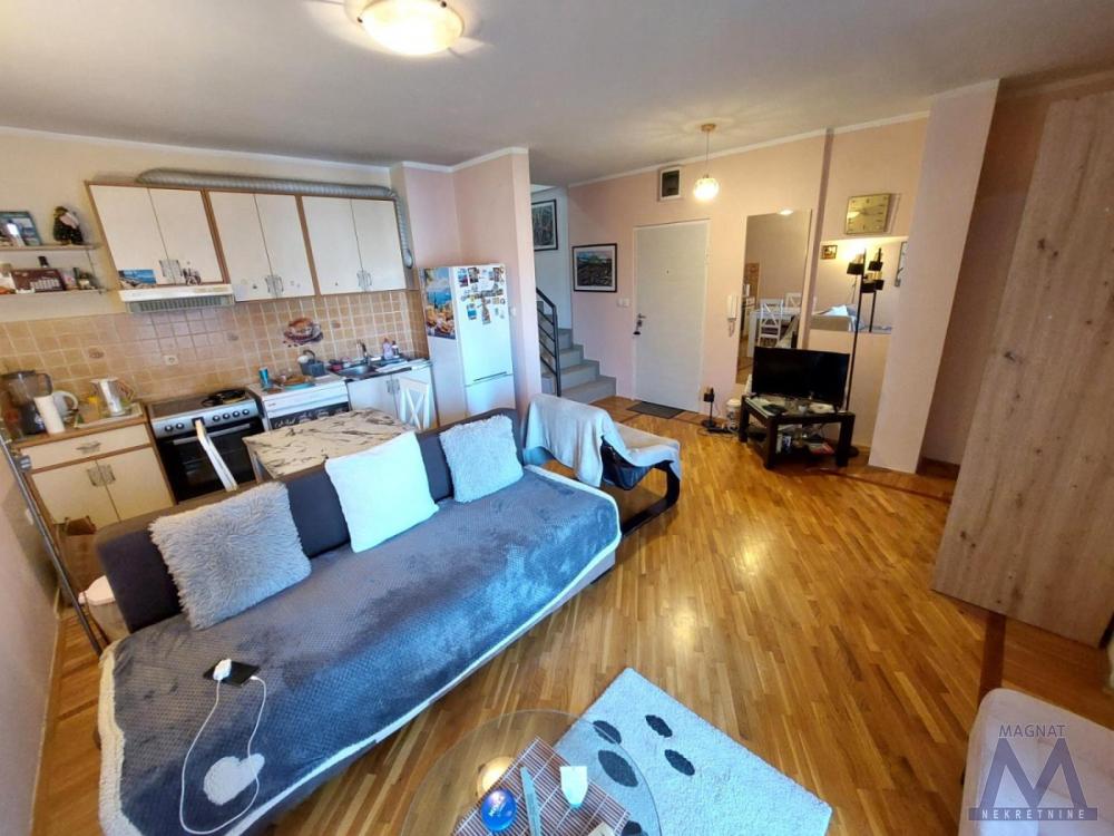 Slika 1 - Stan,NOVI SAD,NOVA DETELINARA,kv: 87, € 166860, ID: 1019432
