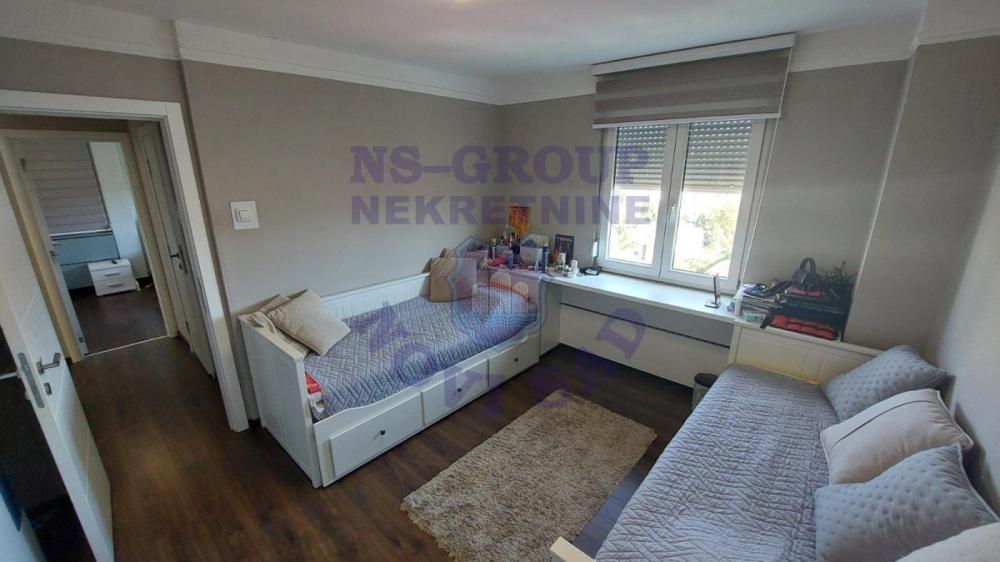 Slika 11 - Trosoban, 78m2, Novi Sad centar Novi Sad, ima lift