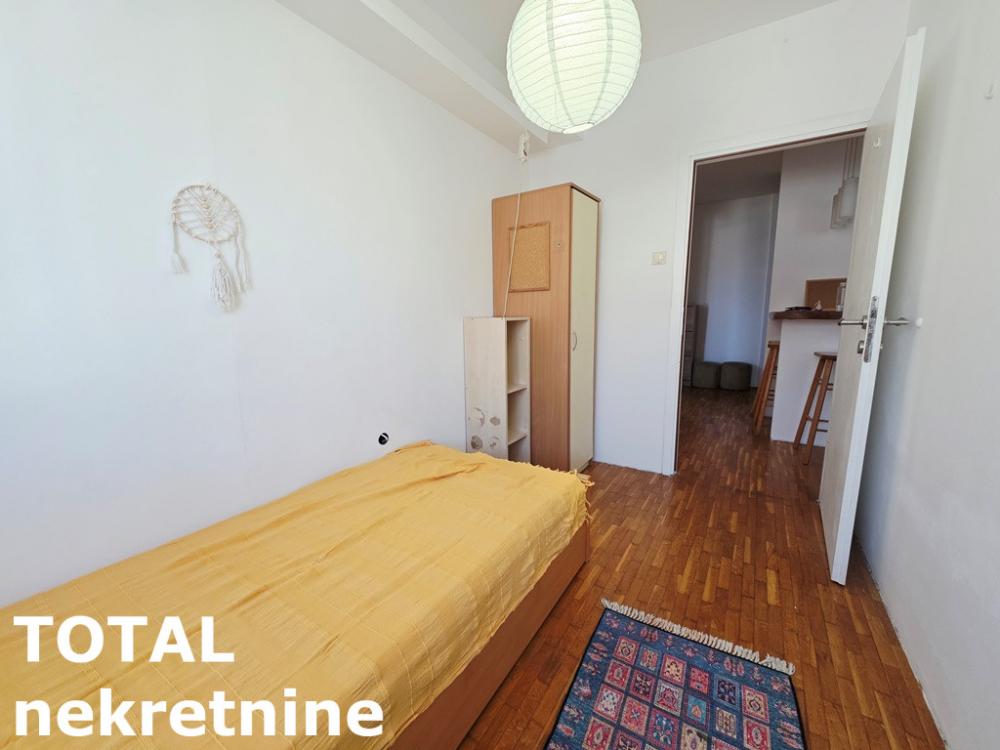 Slika 10 - Stan,NOVI SAD,CENTAR,kv: 52.00, € 130000, ID: 1102518