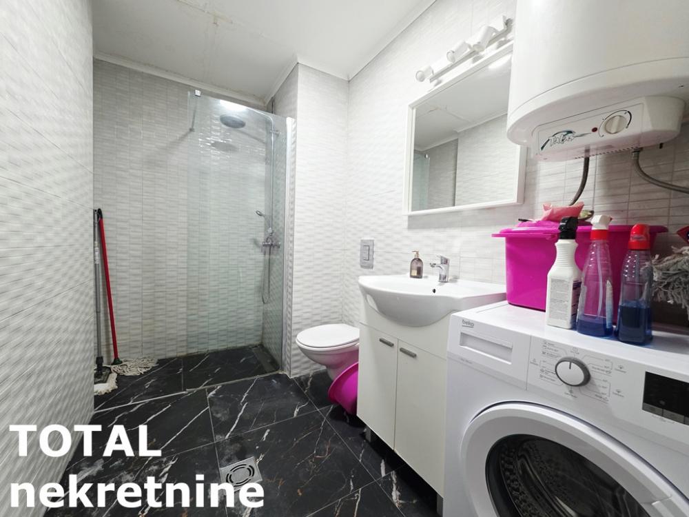 Slika 11 - Stan,NOVI SAD,CENTAR,kv: 52.00, € 130000, ID: 1102518