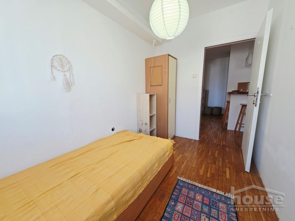 Slika 10 - Stan,NOVI SAD,CENTAR,kv: 52.00, € 130000, ID: 1065670
