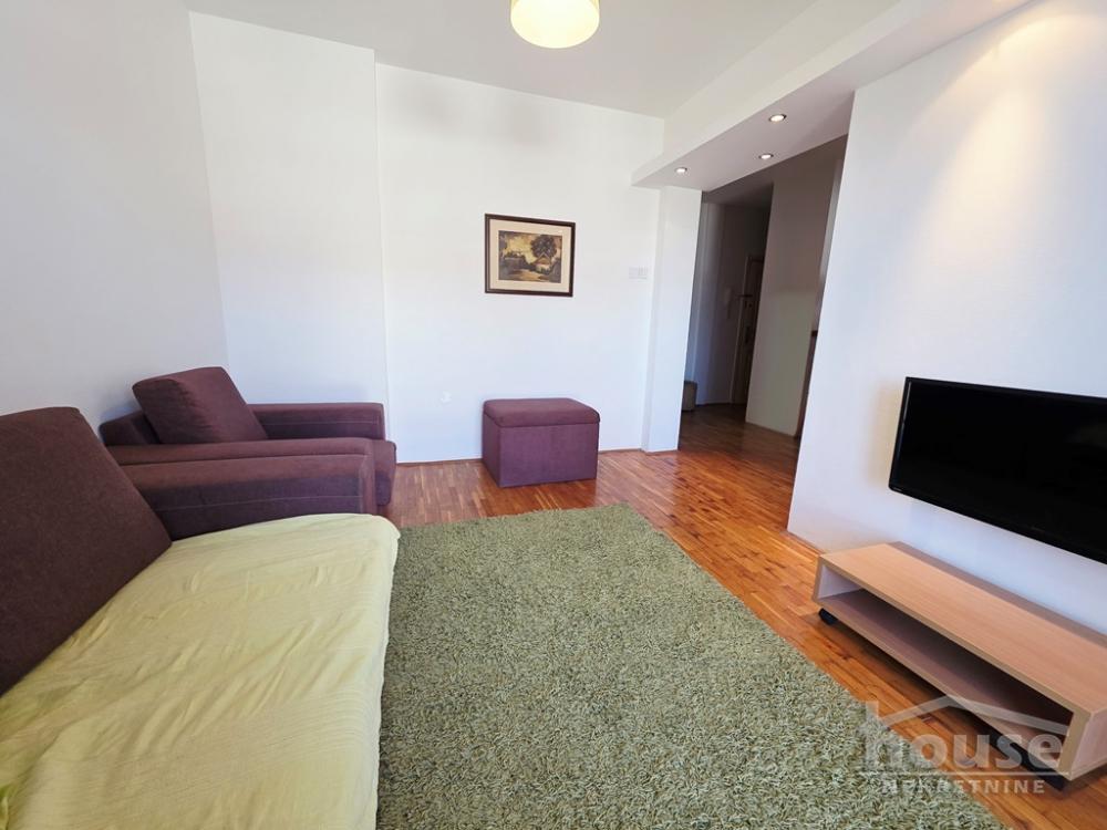 Slika 2 - Stan,NOVI SAD,CENTAR,kv: 52.00, € 130000, ID: 1065670