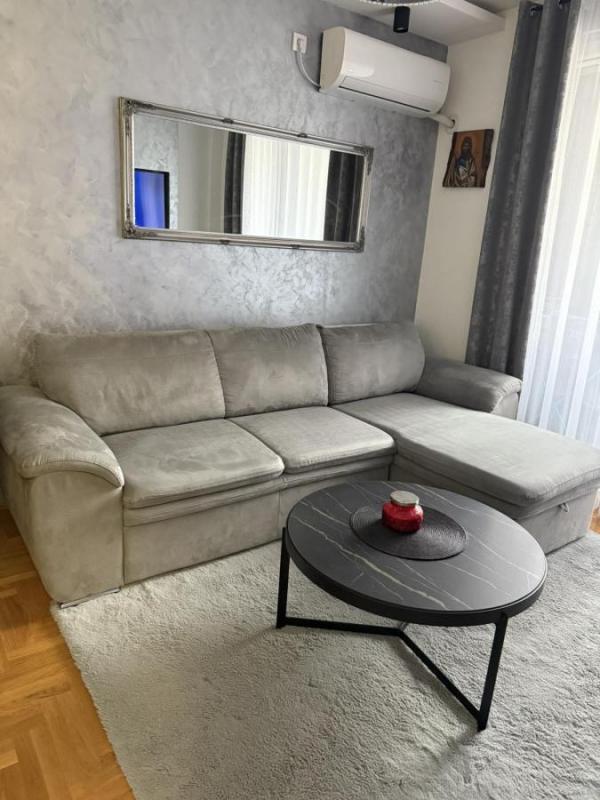 Slika 2 - Jednoiposoban stan, Salajka