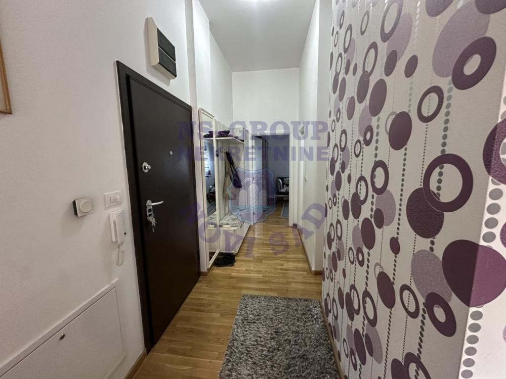 Slika 4 - Odličan dvosoban stan u Centru!