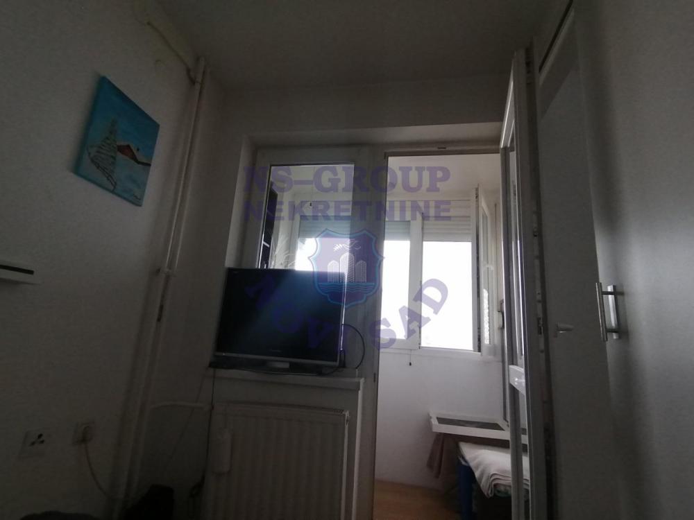 Slika 8 - Jednoiposoban namešten stan- Bulevar!