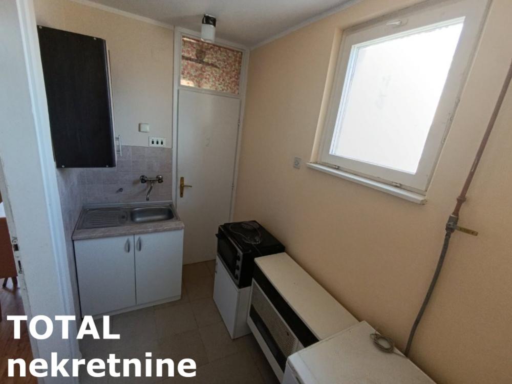 Slika 6 - Stan,NOVI SAD,GRBAVICA,kv: 22.00, € 63900, ID: 1099817