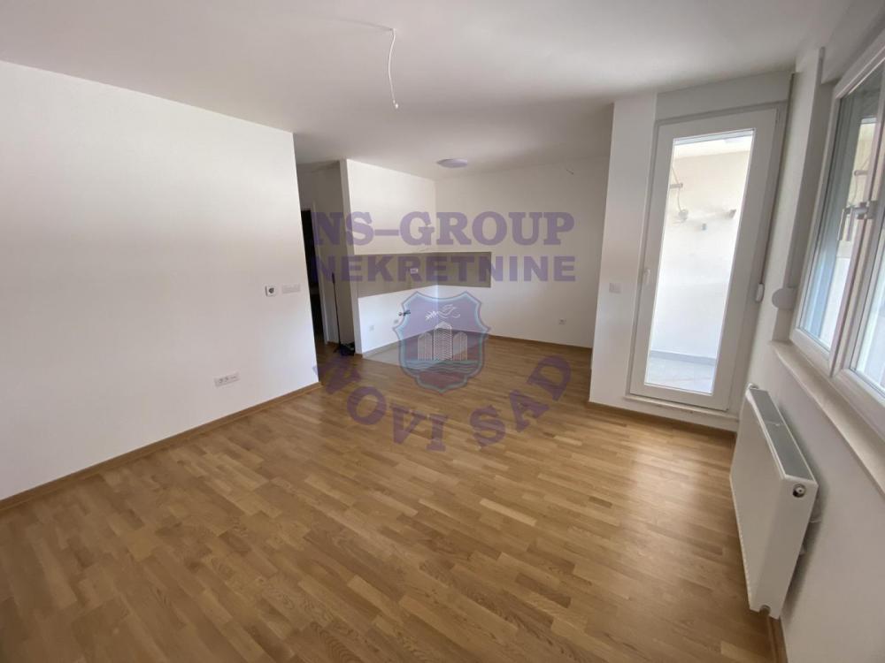 Slika 4 - Dvosoban, 40m2, Telep Novi Sad, sa terasom