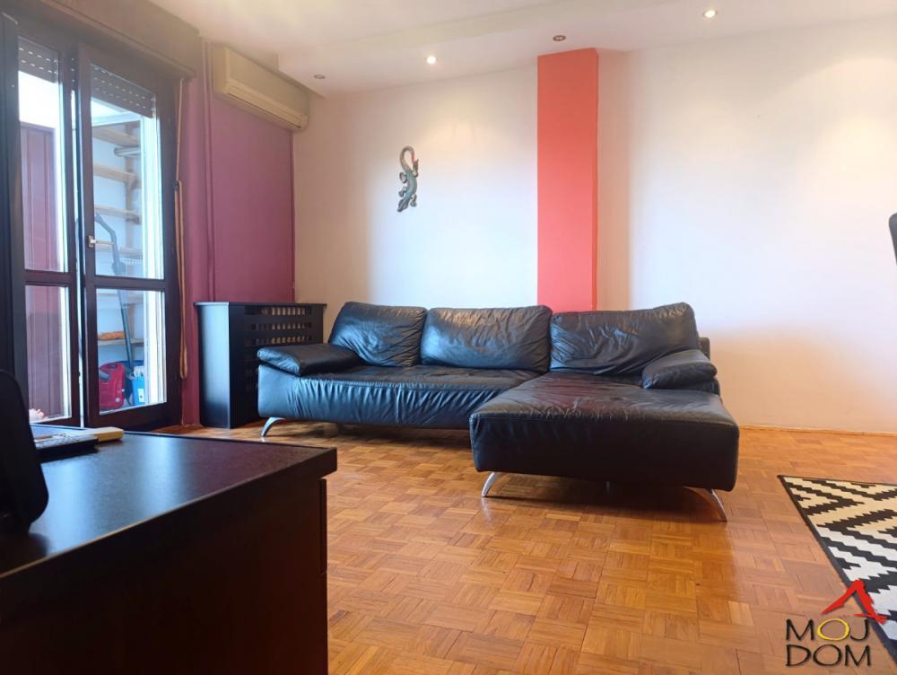 Glavna slika -Stan,NOVI SAD,BULEVAR,kv: 54, € 169900, ID: 1032598