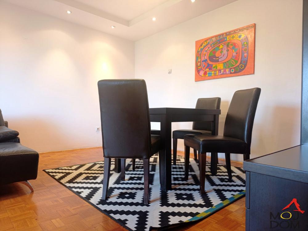 Slika 3 - Stan,NOVI SAD,BULEVAR,kv: 54, € 169900, ID: 1032598
