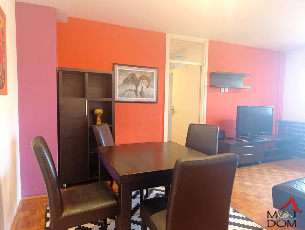 Slika 4 - Stan,NOVI SAD,BULEVAR,kv: 54, € 169900, ID: 1032598