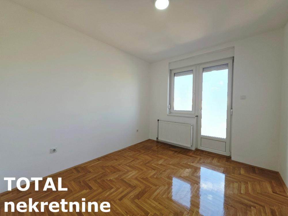 Slika 5 - Stan,NOVI SAD,NOVA DETELINARA,kv: 45.00, € 144000, ID: 1102952