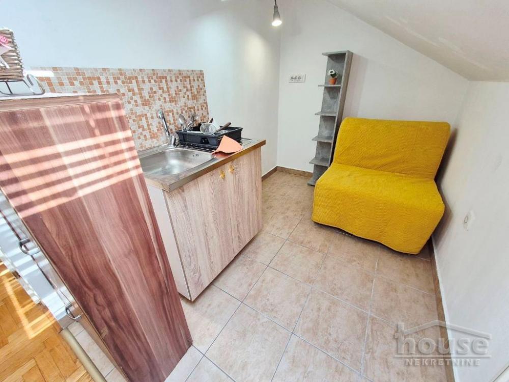 Slika 6 - Stan,NOVI SAD,CENTAR,kv: 29.00, € 82000, ID: 1066137