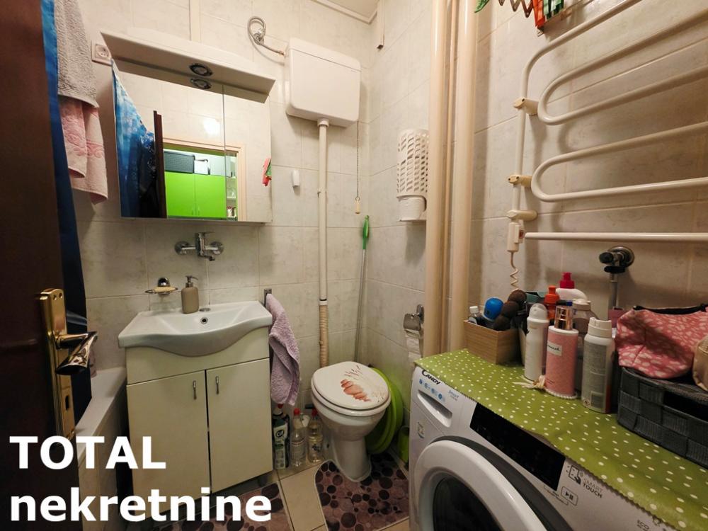 Slika 4 - Stan,NOVI SAD,BULEVAR,kv: 17.00, € 59000, ID: 1102981