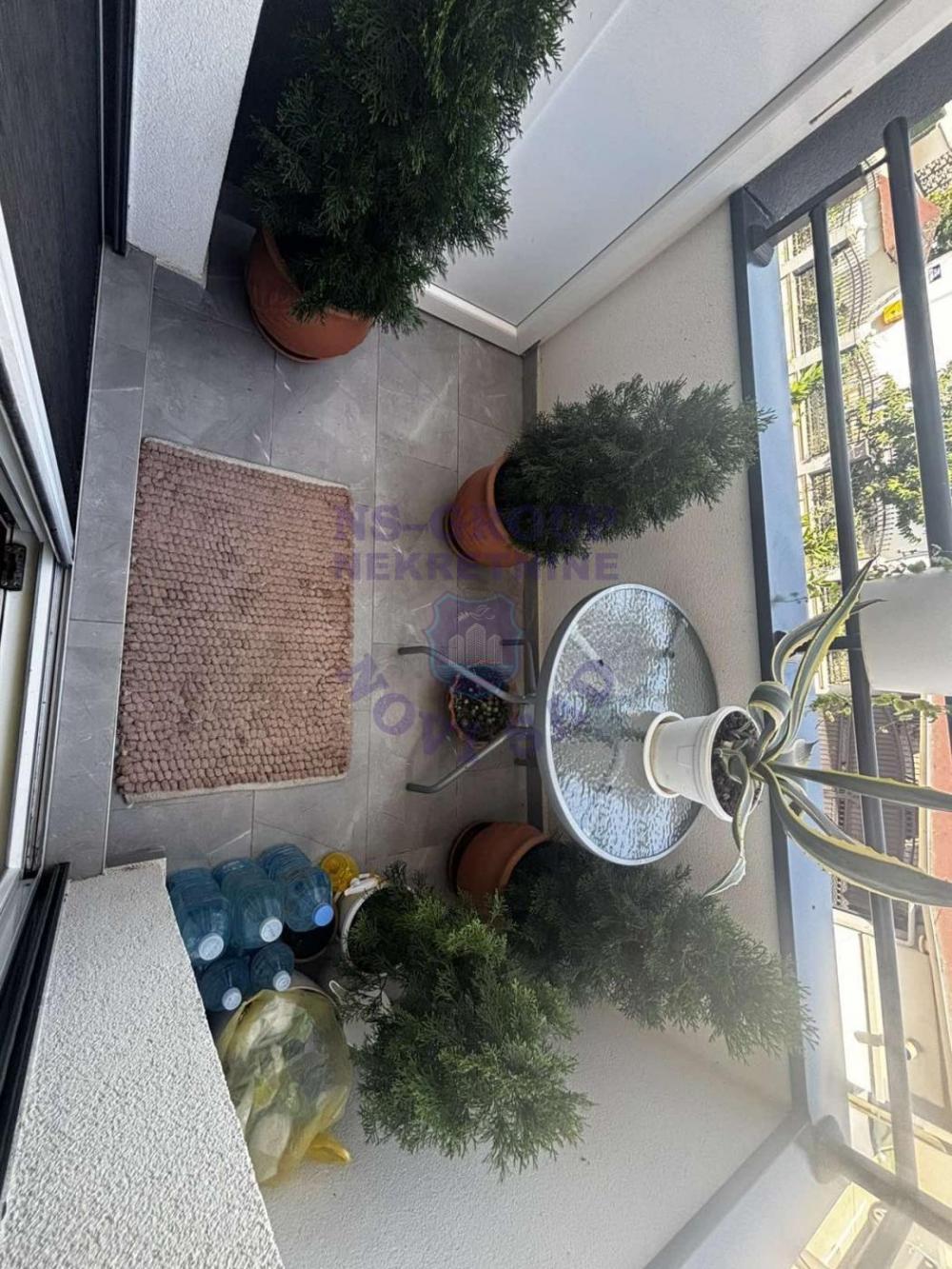 Slika 0 - Troiposoban, 72m2, Adice Novi Sad, sa terasom