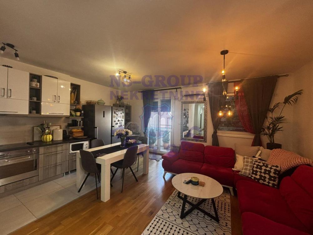 Slika 10 - Troiposoban, 72m2, Adice Novi Sad, sa terasom