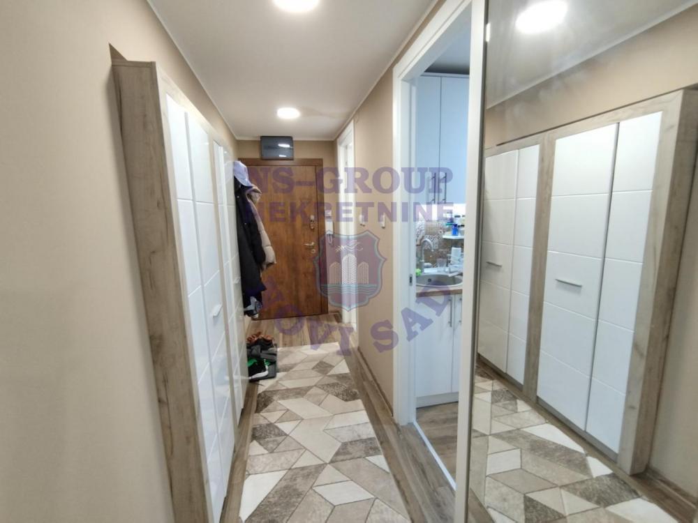 Slika 7 - Renoviran, komforan, namešten trosoban stan na top lokaciji - Liman 1 š. 575697