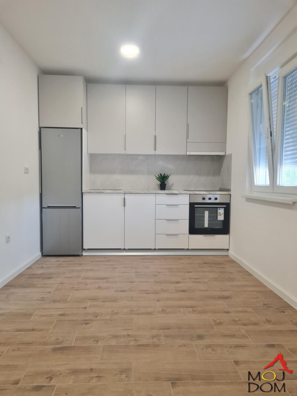 Slika 1 - Stan,NOVI SAD,VIDOVDANSKO NASELJE,kv: 26, € 68900, ID: 1032614