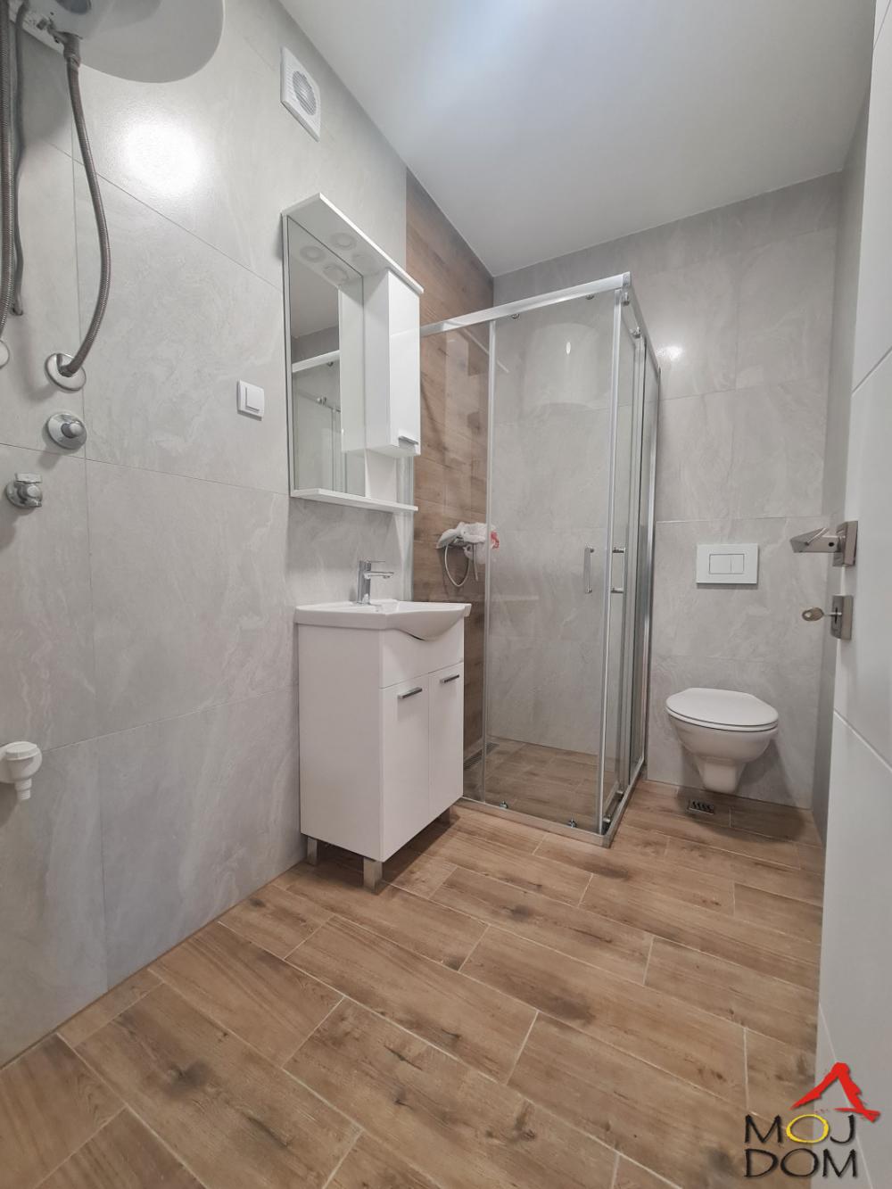 Slika 6 - Stan,NOVI SAD,VIDOVDANSKO NASELJE,kv: 26, € 68900, ID: 1032614