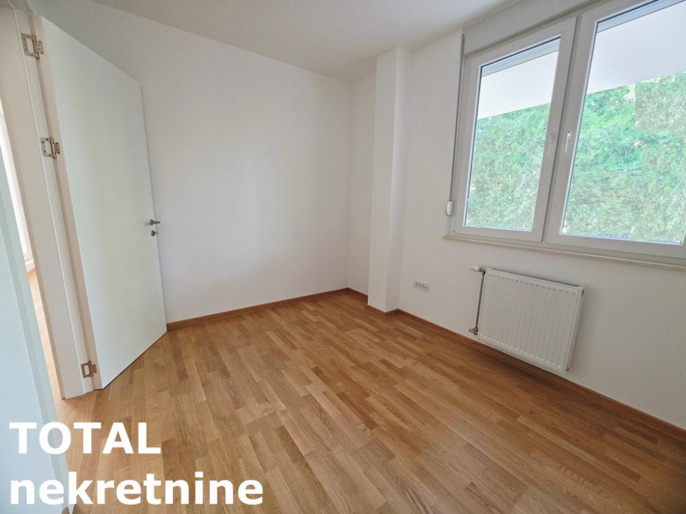 Slika 5 - Stan,NOVI SAD,TELEP,kv: 40.00, € 125000, ID: 1102977