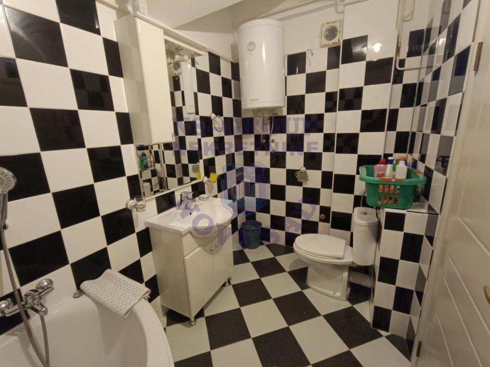 Slika 8 - Trosoban 110m2 Centar Novi Sad