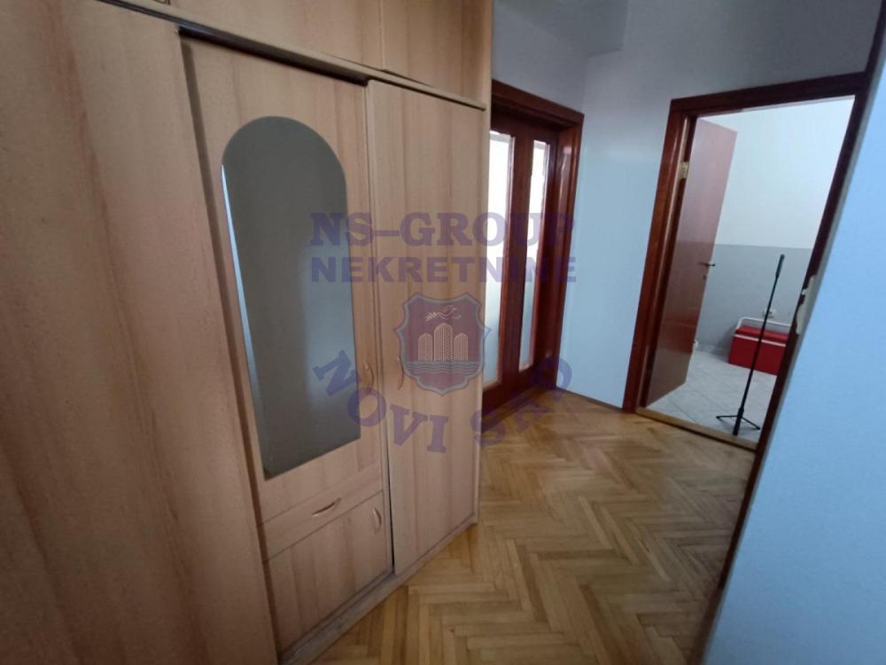 Slika 9 - Jedinstvena nekretnina u centru Novog Sada ! 