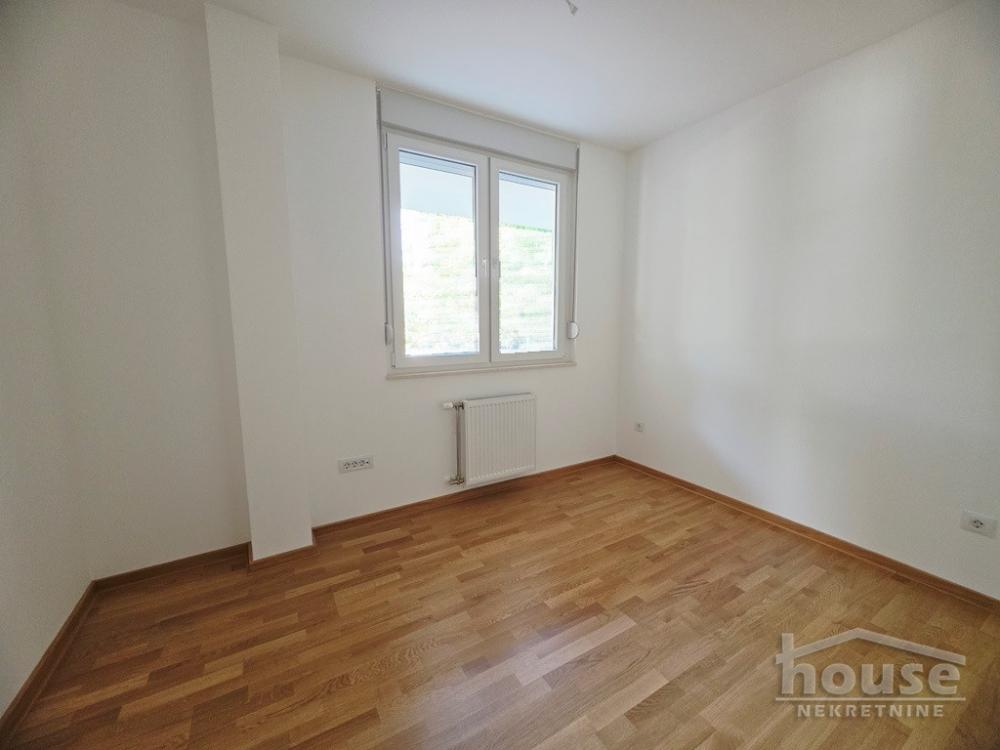 Slika 6 - Stan,NOVI SAD,TELEP,kv: 40.00, € 125000, ID: 1066131