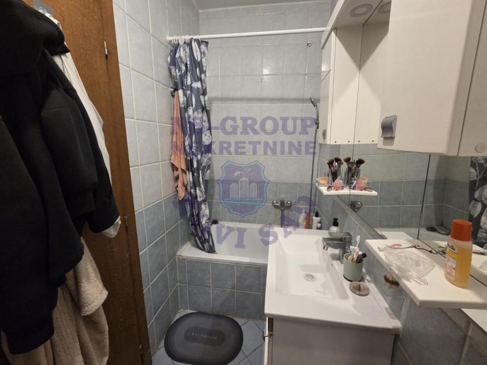 Slika 4 - Prodaja stana, 29m2, Bulevar Evrope Novi Sad, sa terasom, ima lift
