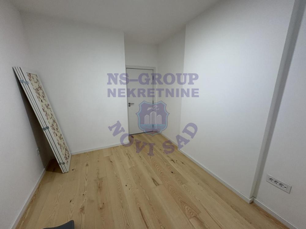 Slika 11 - Prodaja stana, 60m2, Telep Novi Sad, sa terasom