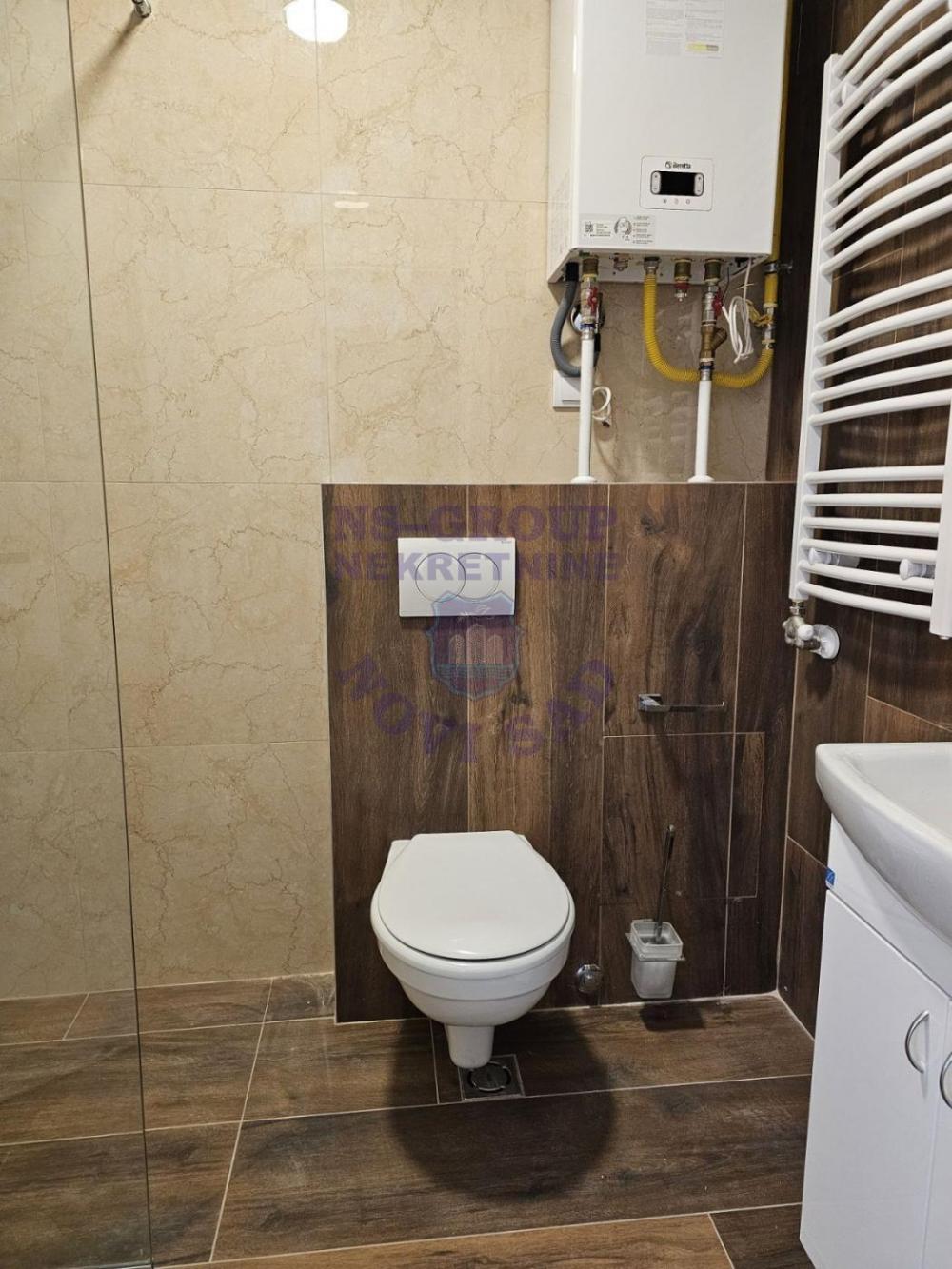 Slika 1 - Jednoiposoban, 34m2, Klisa Novi Sad