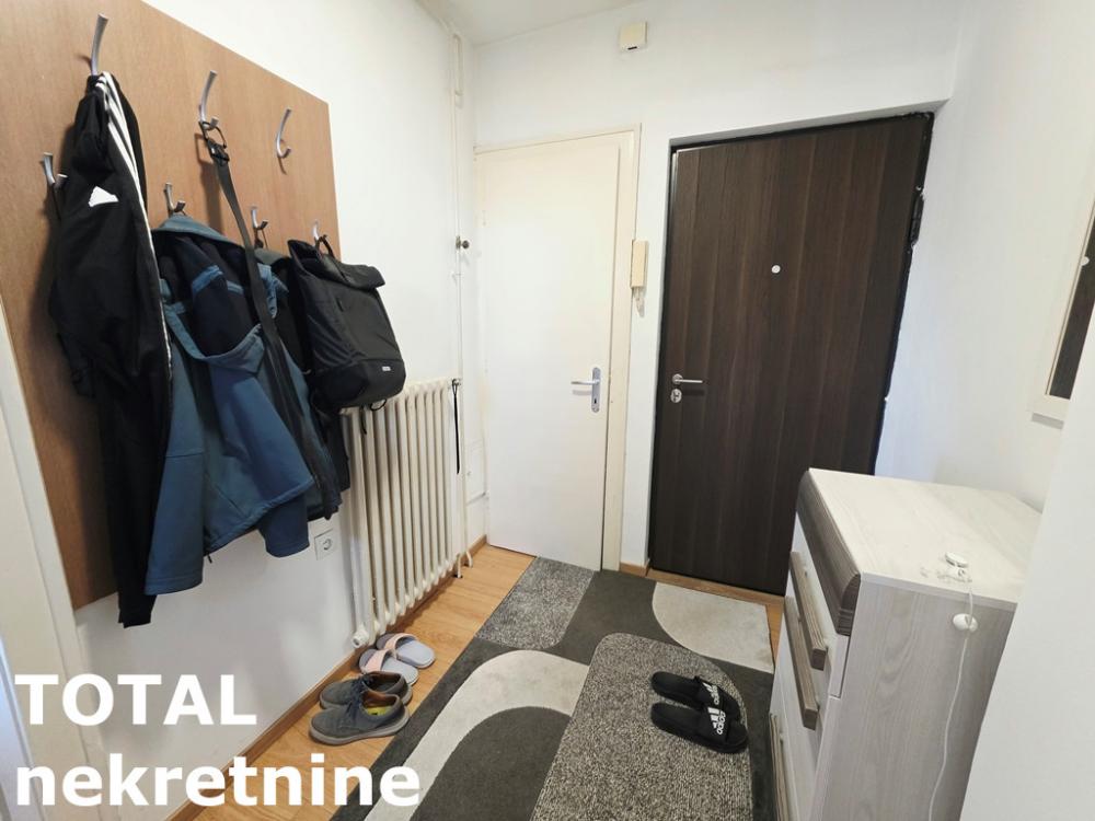 Slika 11 - Stan,NOVI SAD,CENTAR,kv: 33.00, € 90000, ID: 1102978