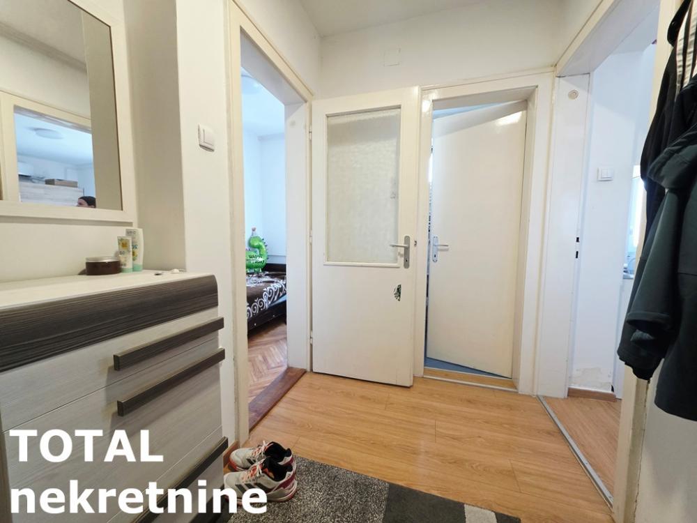 Slika 10 - Stan,NOVI SAD,CENTAR,kv: 33.00, € 90000, ID: 1102978