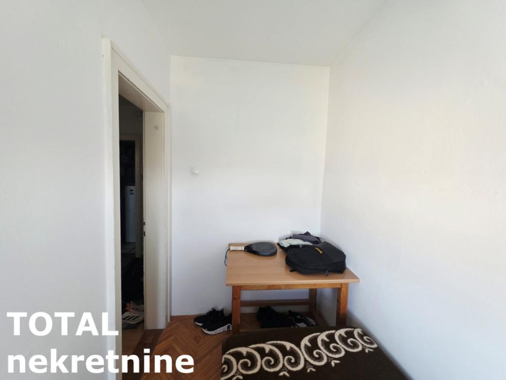 Slika 8 - Stan,NOVI SAD,CENTAR,kv: 33.00, € 90000, ID: 1102978
