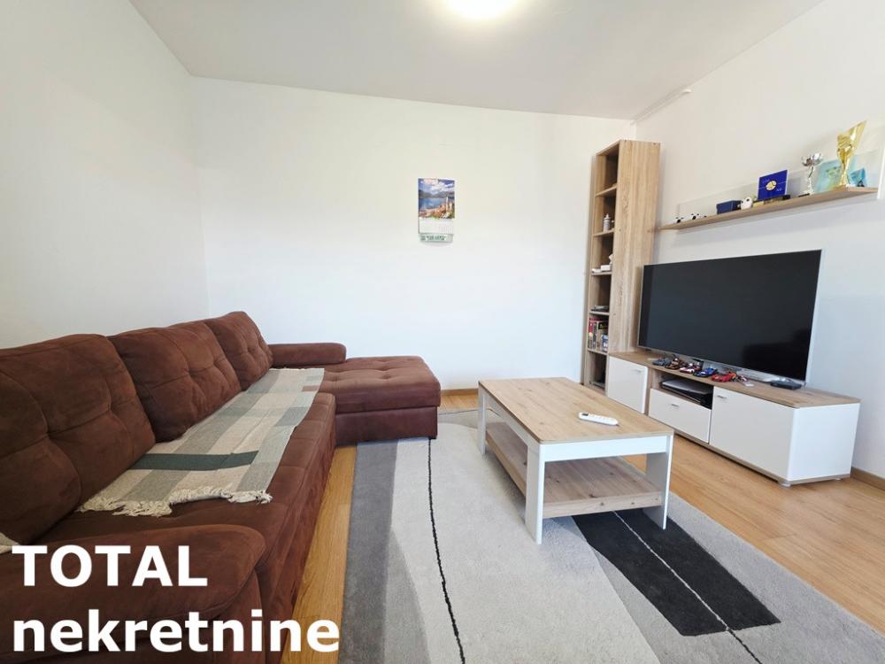 Slika 3 - Stan,NOVI SAD,CENTAR,kv: 33.00, € 90000, ID: 1102978