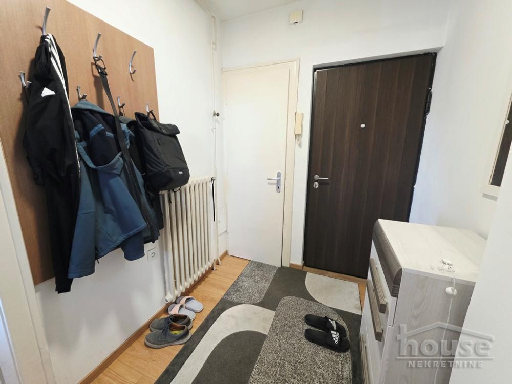 Slika 11 - Stan,NOVI SAD,CENTAR,kv: 33.00, € 90000, ID: 1066132
