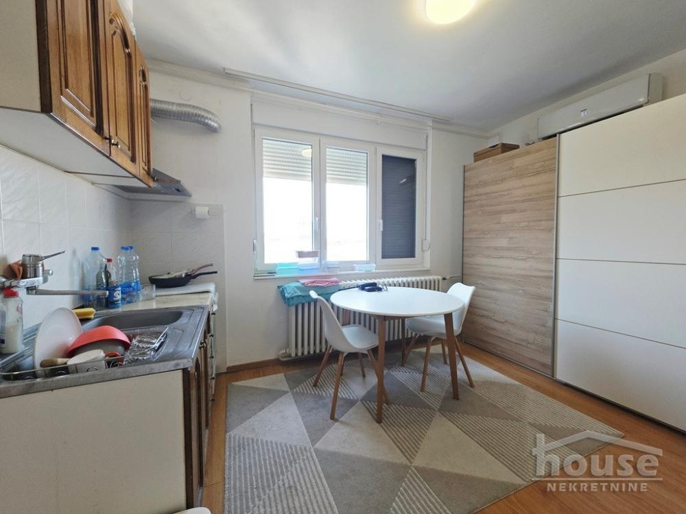Slika 4 - Stan,NOVI SAD,CENTAR,kv: 33.00, € 90000, ID: 1066132