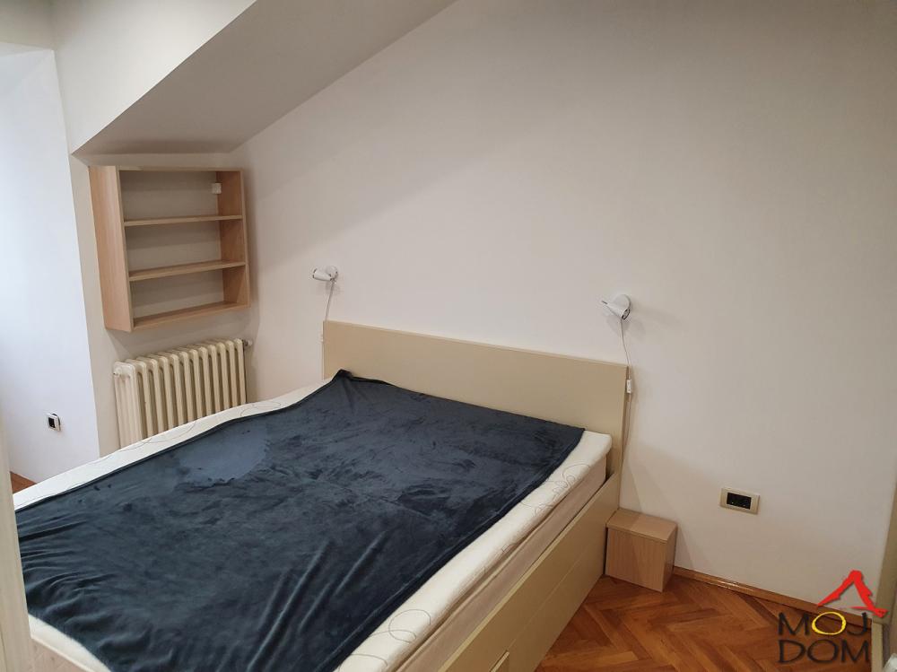 Slika 4 - Stan,NOVI SAD,CENTAR,kv: 40, € 117900, ID: 1027040