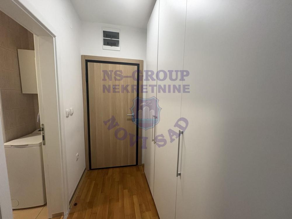 Slika 7 - 572928-Na prodaju jednoiposoban stan na Novoj Detelinari
