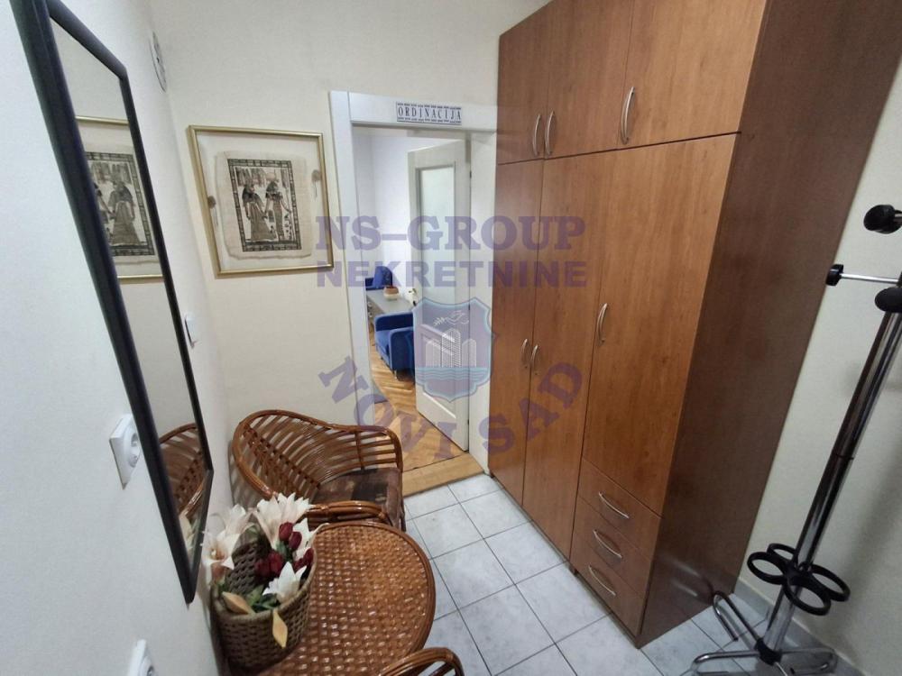 Slika 2 - Prodaja stana, 26m2, Grbavica Novi Sad, ima lift