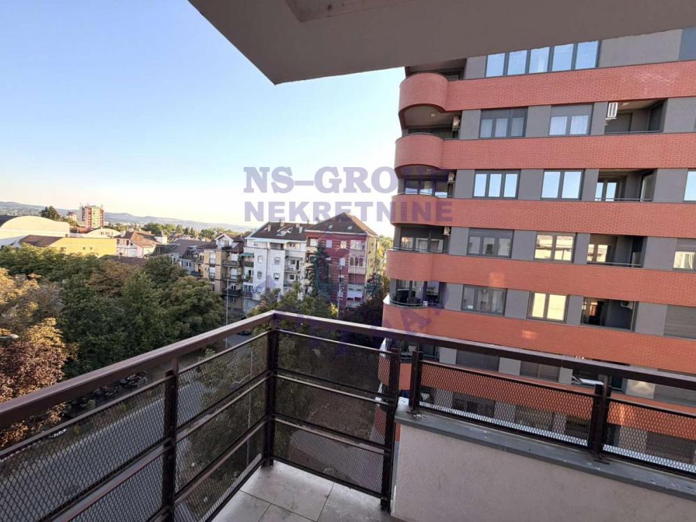 Slika 8 - Fenomenalan duplex u Ćirpanovoj ulici sa parking mestom 90m2 Šifra: 575850