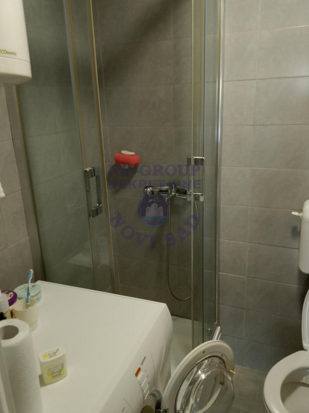 Slika 1 - Jednoiposoban, 35m2, Adice Novi Sad, sa terasom