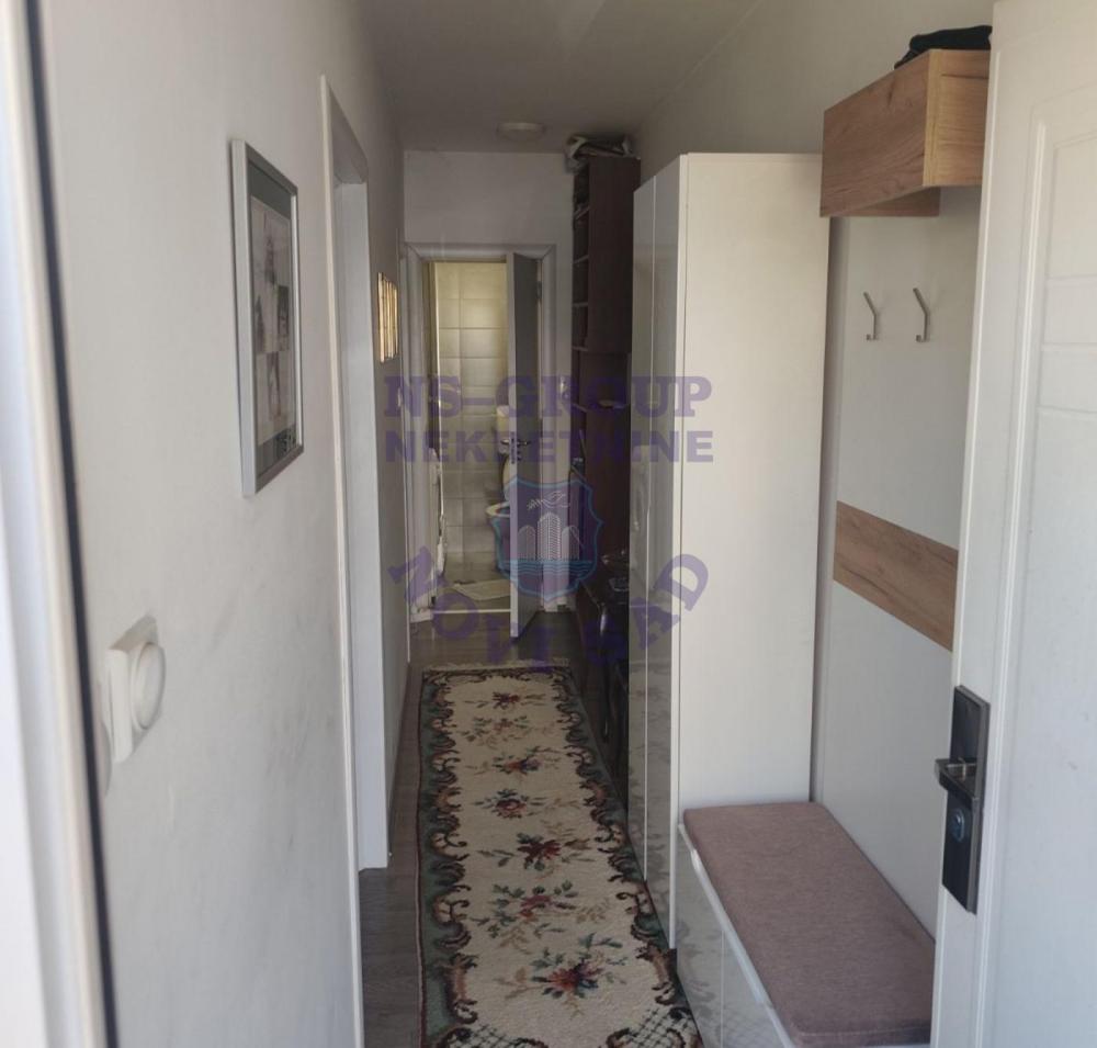 Slika 3 - Jednoiposoban, 35m2, Adice Novi Sad, sa terasom