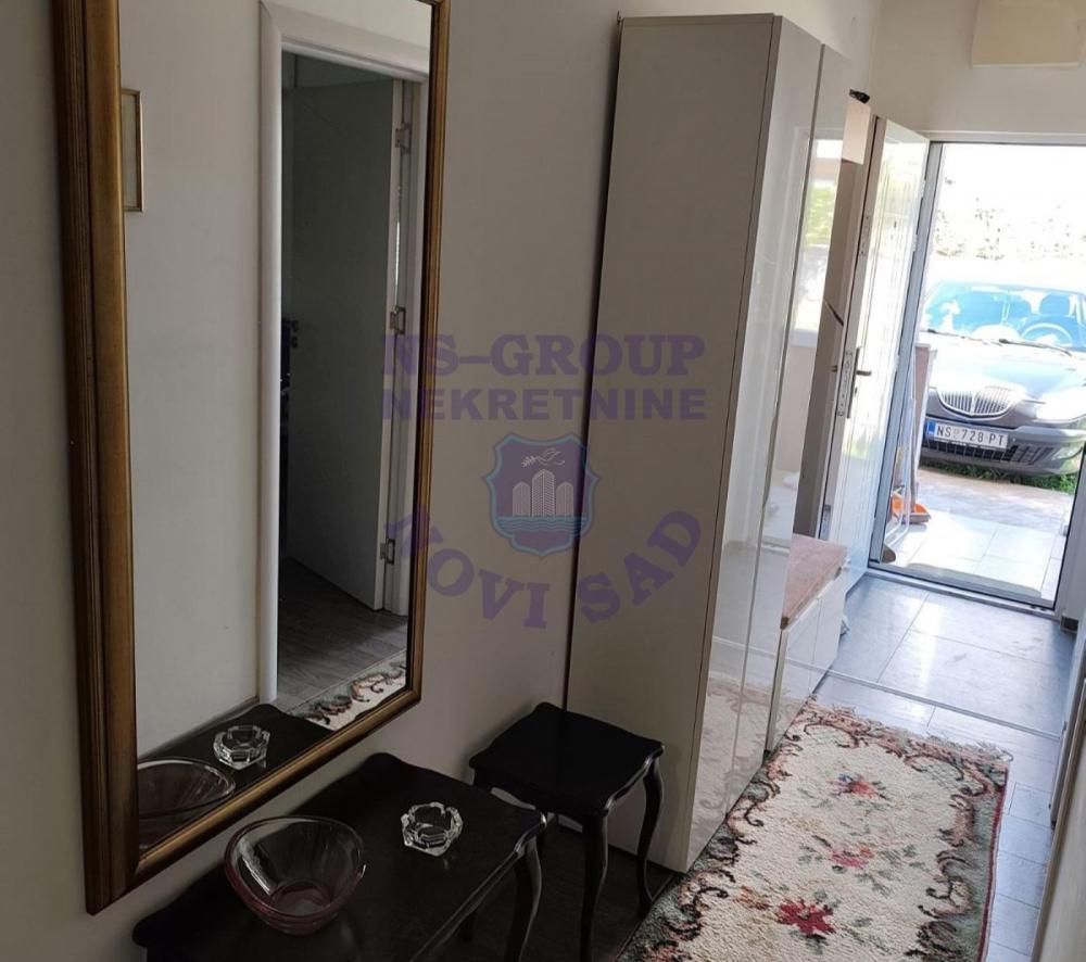 Slika 2 - Jednoiposoban, 35m2, Adice Novi Sad, sa terasom
